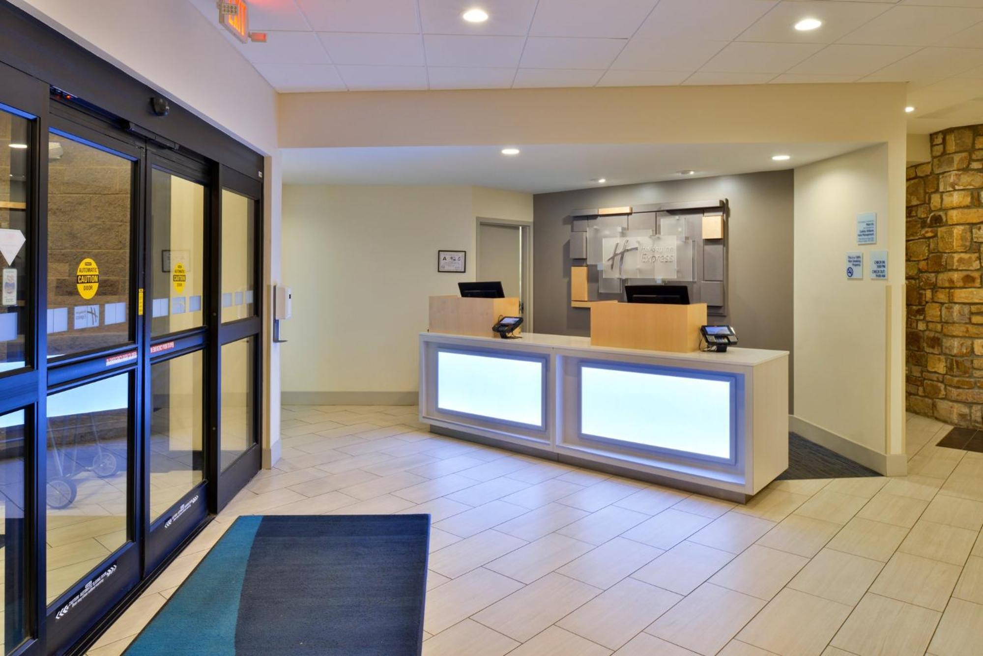 Holiday Inn Express Blowing Rock South By Ihg Esterno foto